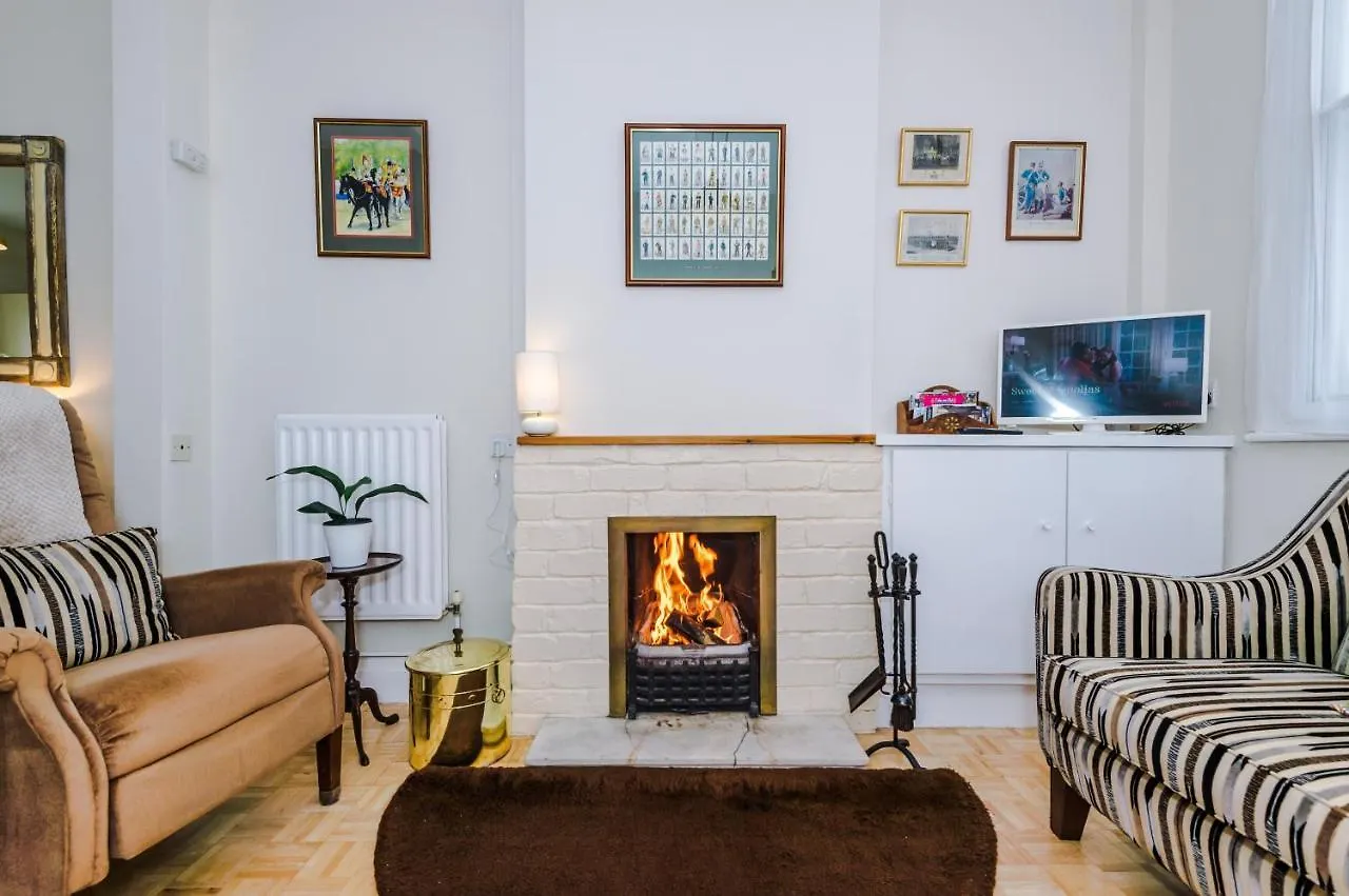 Albion Cottage Chester Holiday home